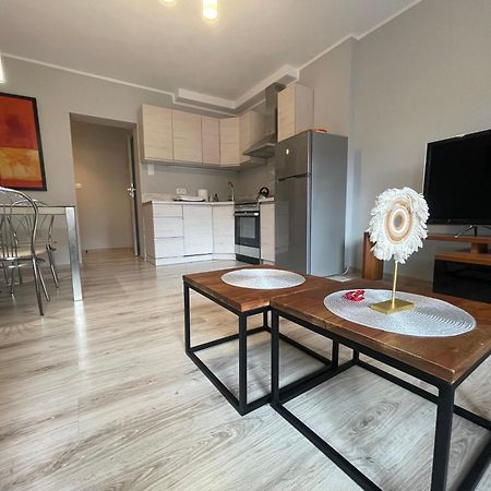 Apartament Przy Cieplickich Tezniach Jelenia Góra Εξωτερικό φωτογραφία