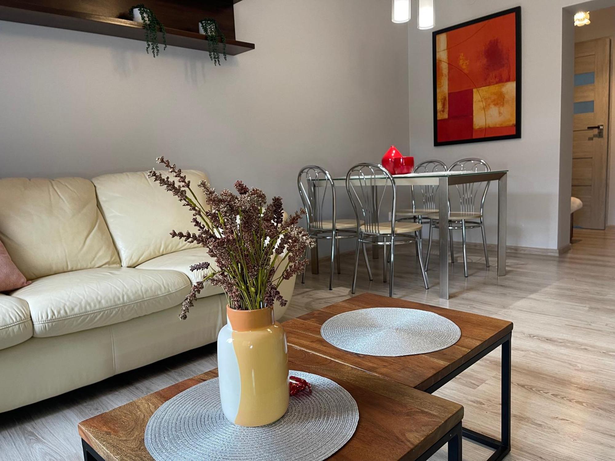 Apartament Przy Cieplickich Tezniach Jelenia Góra Εξωτερικό φωτογραφία