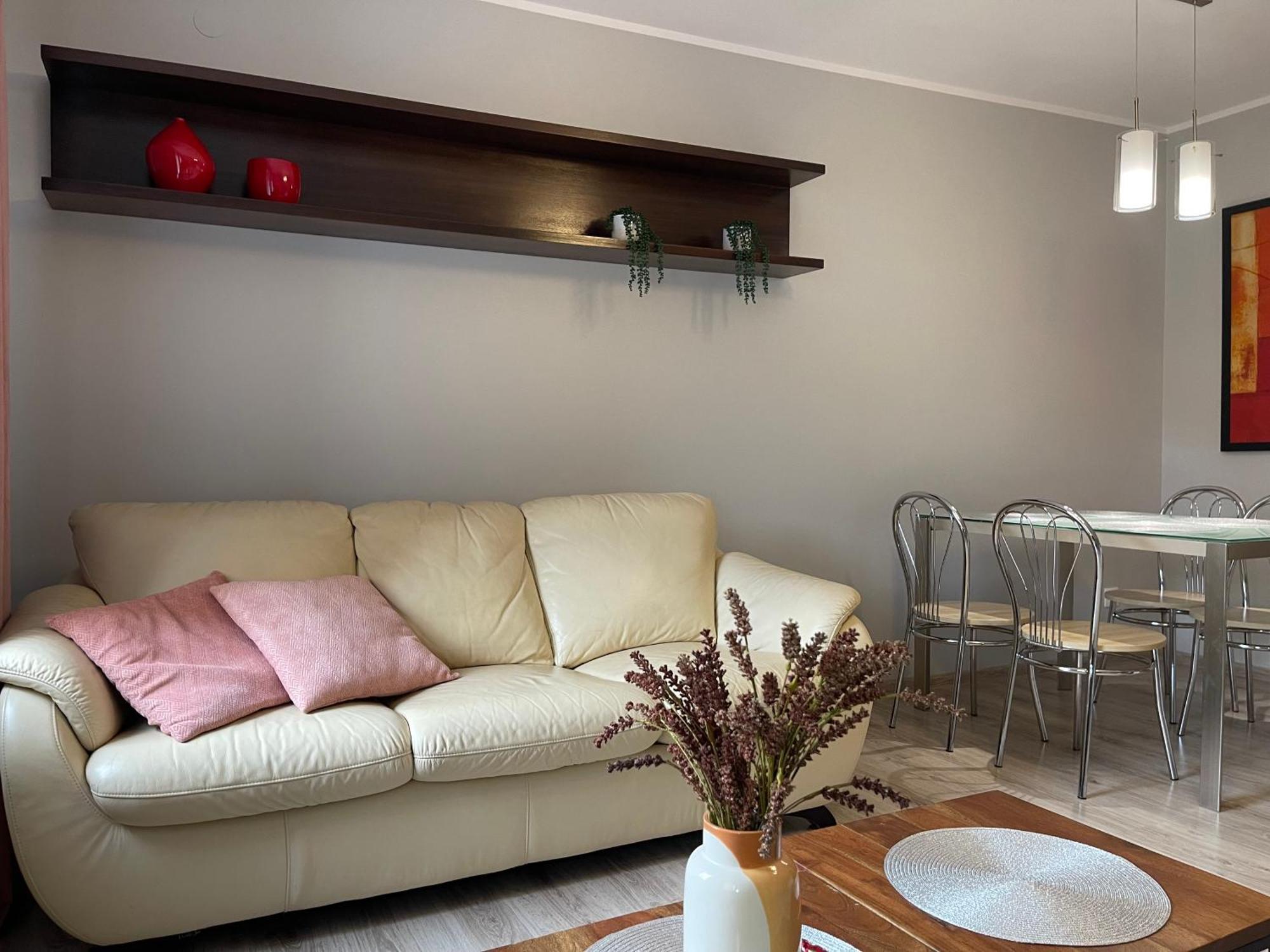 Apartament Przy Cieplickich Tezniach Jelenia Góra Εξωτερικό φωτογραφία